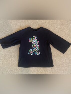 Disney x Uniqlo Mickey Mouse Graphic Tee Women's Size Medium  Black Stretch Knit